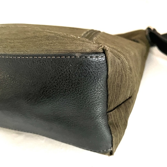 🎄 Roots Fabric Cross Body Bag - Picture 11 of 13